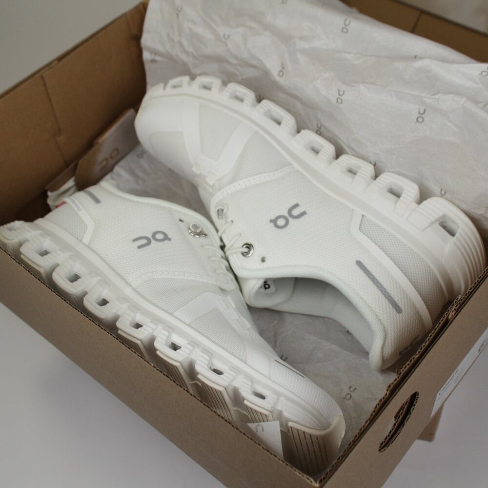 ON Cloud 6 Women's Shoes - White NEW - All-Day Wear - Picture 2 of 4